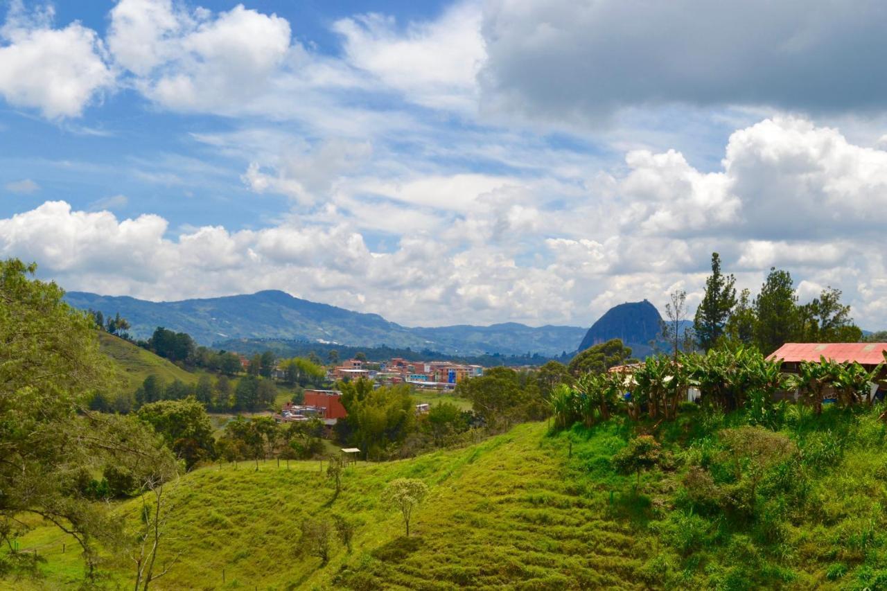 Roble Colonial Apartment Guatape