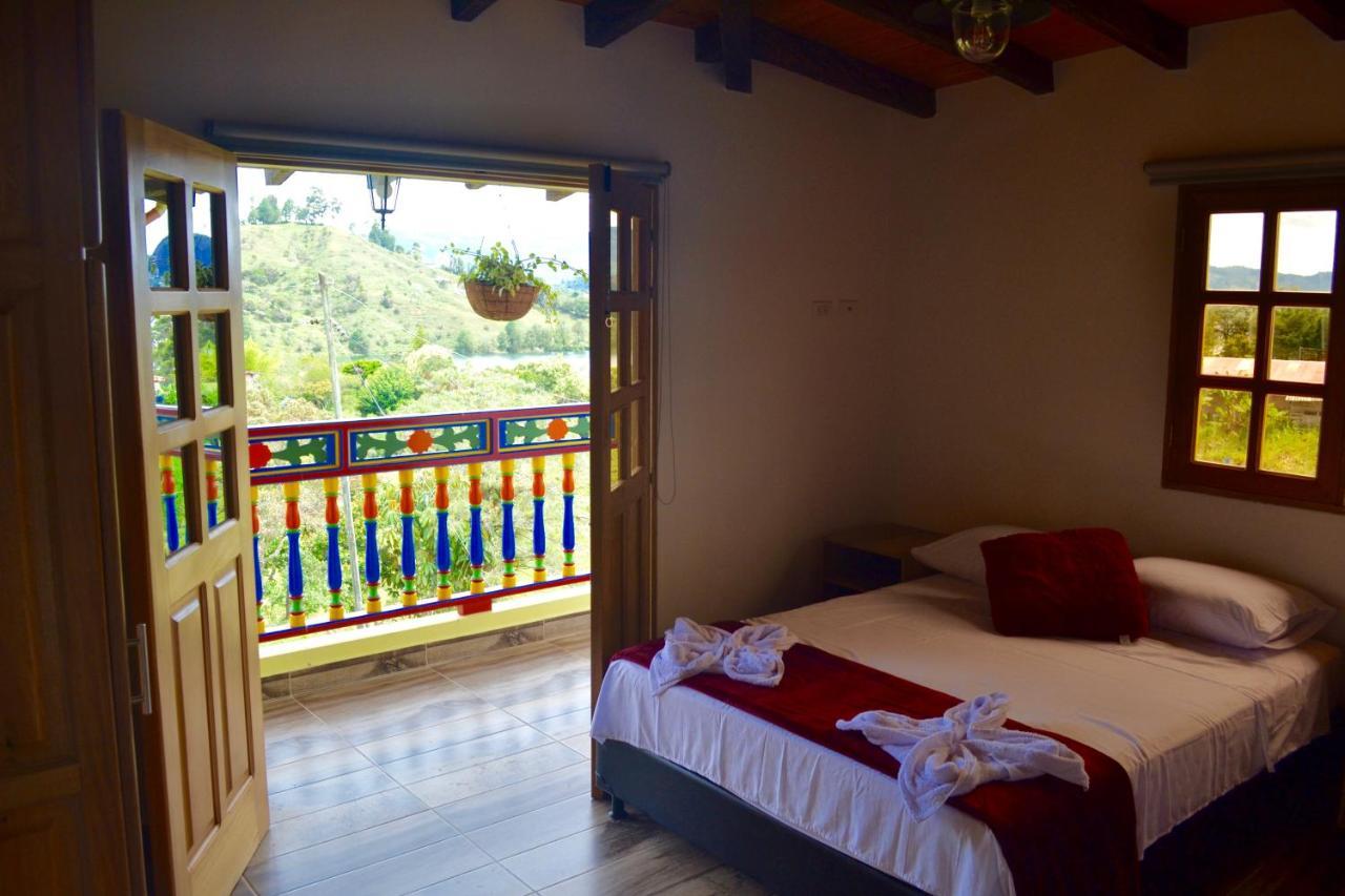 Roble Colonial Guatape